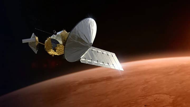 One Mars spacecraft, two senators, and a cloud of questions