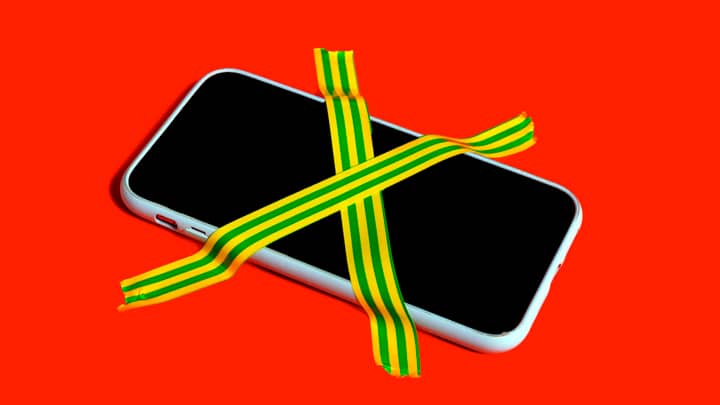 Russian citizens told "switch to Android" after Apple blocks key Russian apps