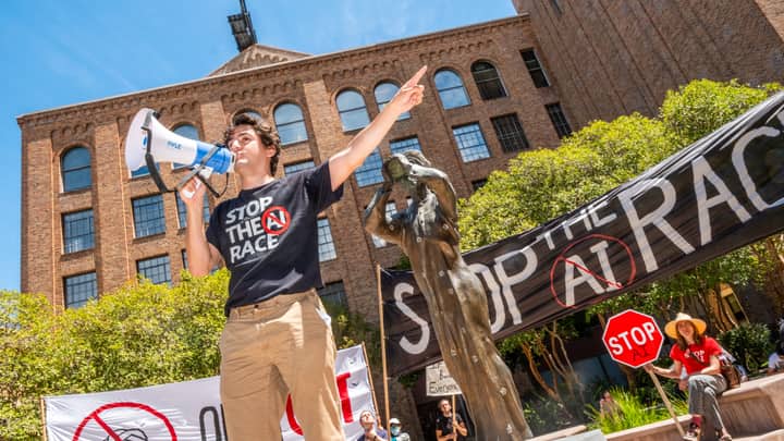 Protesters March on OpenAI, Anthropic, and Google DeepMind Demanding AI Development Pause