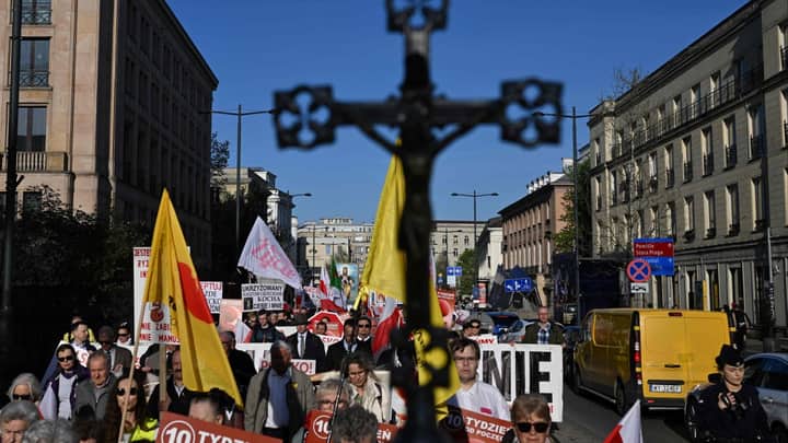 34 fetuses found in Polish doctor’s garden