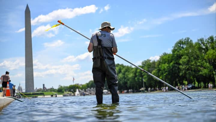 Trump blames reflecting pool woes on vandalism, but offers no proof