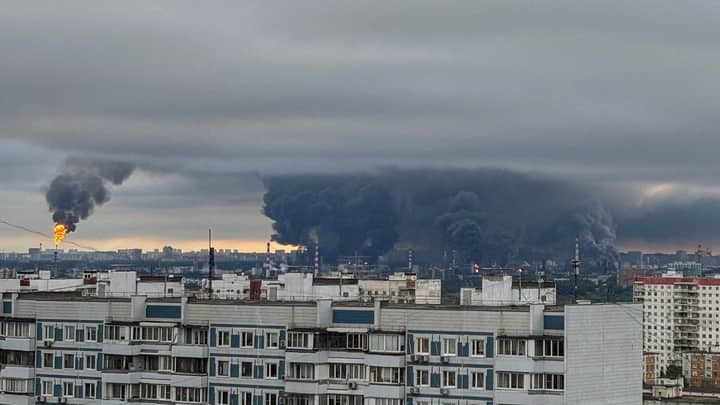 Russia considers fuel imports amid Ukraine’s strikes on refineries: newspaper