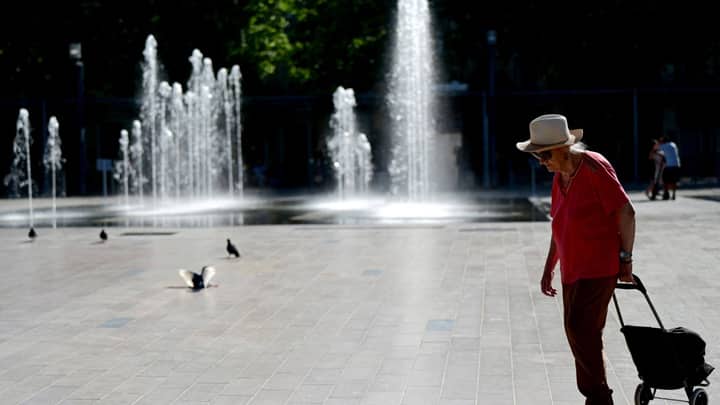 France sees 1,000 excess deaths during record-breaking heatwave