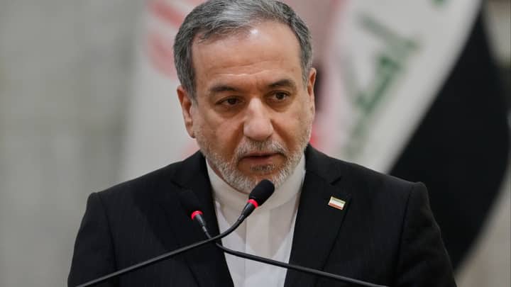 Iran warns ships not to bypass its chosen Hormuz route