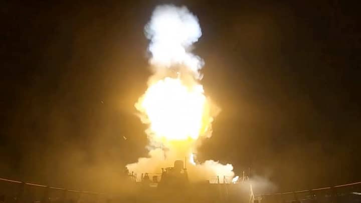 US launches more strikes against Iran as conflict  over Hormuz escalates