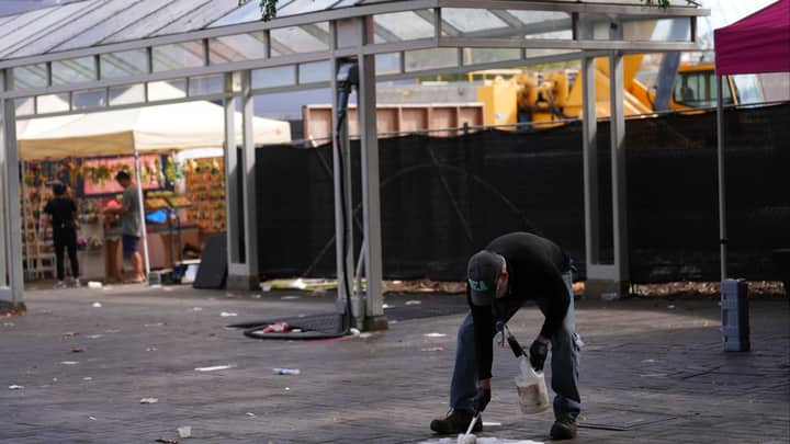 Police say there were at least 3 shooters at Seattle food festival, 1 among the dead
