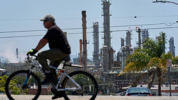 Trump puts pressure on squeezed US oil refiners to ease pump prices