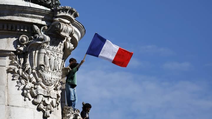 Despite rising yields and political gridlock, France not facing a debt crisis: analysts