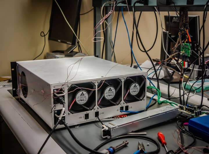 Live markets: Bitcoin has traded below its mining cost for five months, squeezing miners