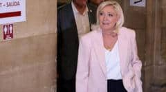 Marine Le Pen to run for French presidency and appeal conviction in top court