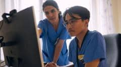 Consultants in England vote in favour of NHS strikes