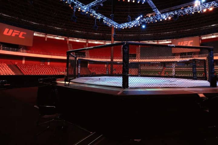 UFC Legend Hospitalized After Losing Part of His Finger in Mysterious Accident