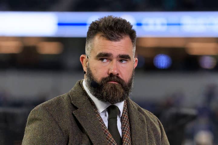 Jason Kelce Makes Weird Urine Request to Fans Amidst Growing AI Crisis