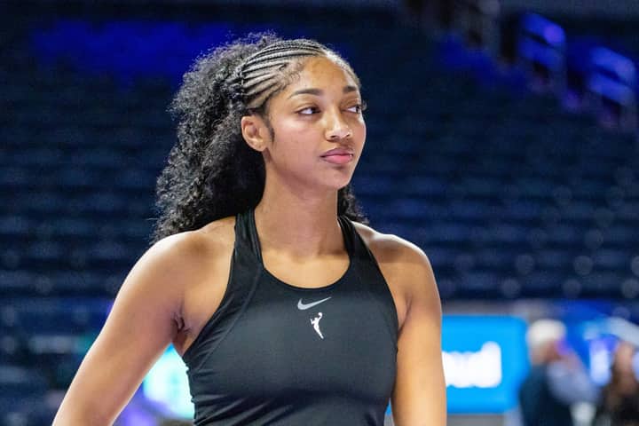 “It’s Like Reality Show”: NBA Legend Weighs In on Sandy Brondello’s Suspension Over Angel Reese Remark