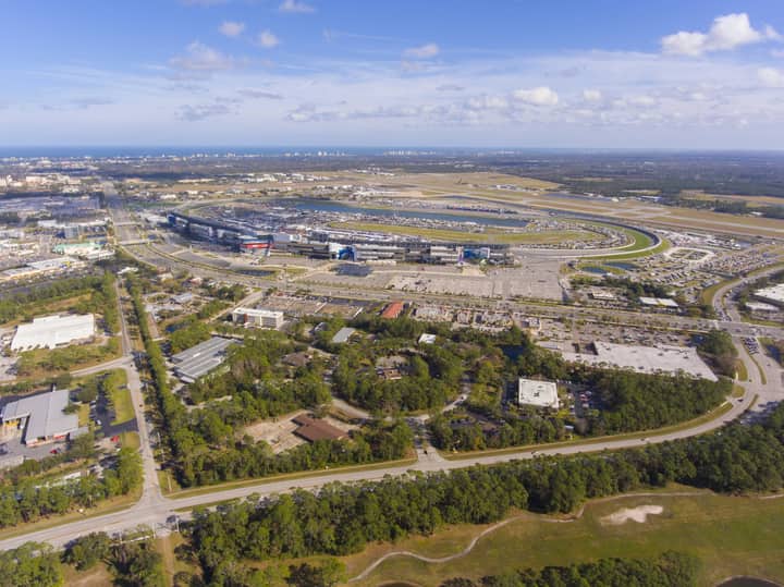 NASCAR’s Historic Venue at Risk of Abandonment as FOX Pushes Daytona Around Super Bowl Window