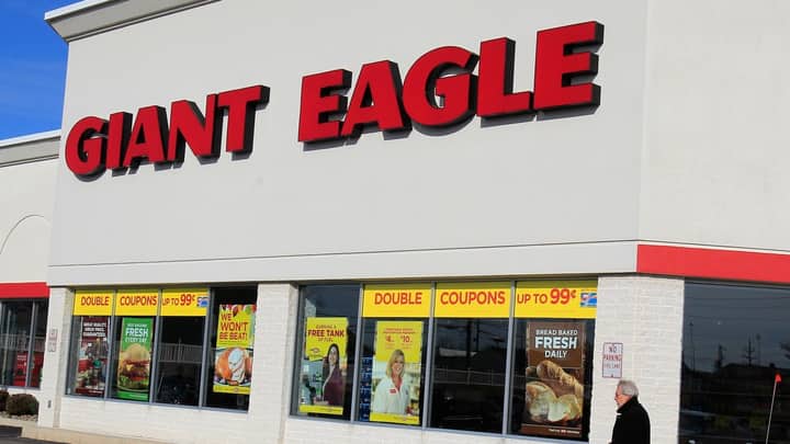 Kroger to buy regional grocer Giant Eagle in $1.65 billion deal