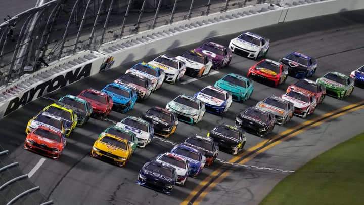 What time is the NASCAR race today? TV schedule, channel, live stream for Chicagoland