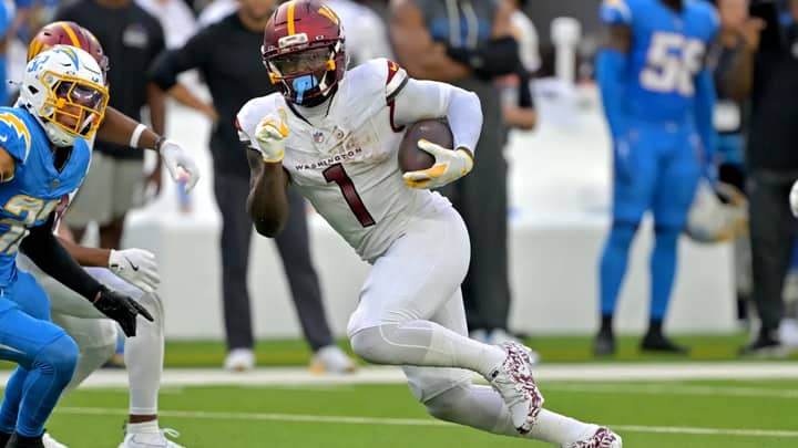 Kansas City Chiefs urged to sign star playmaker before 2026 NFL season