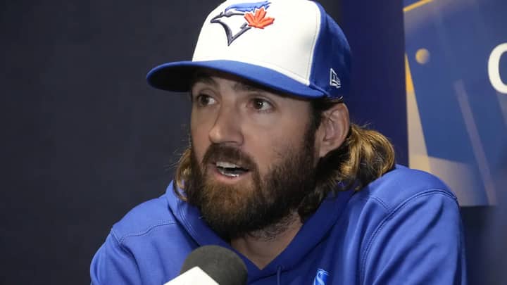 Kevin Gausman addresses Blue Jays ahead of trade deadline