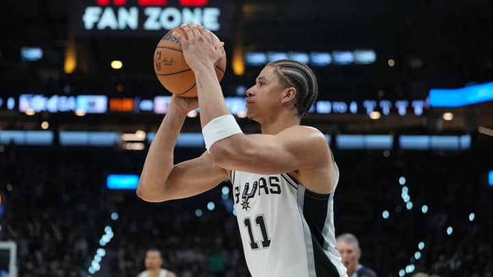 Spurs rookie reveals simple habit that keeps his confidence high