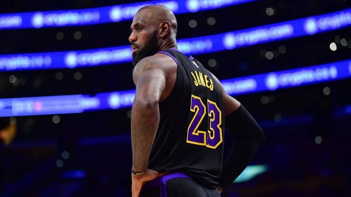 How LeBron James signing with 76ers got harder because of Dean Wade, Anfernee Simons and Ariel Hukporti