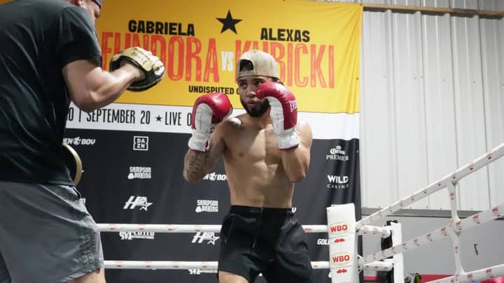 Where to watch Oscar Collazo vs. Neider Valdez: Live stream, TV channel & start time for 2026 boxing fight