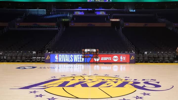Lakers predicted to cut ties with $48 million forward with non-existent three-point jump shot