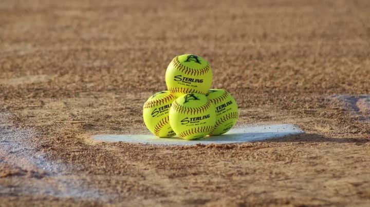 Live updates, score for New York's NYSPHSAA Section VIII semifinal; Carle Place vs. Oyster Bay