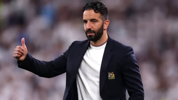 Ex-Manchester United manager linked to AC Milan vacancy
