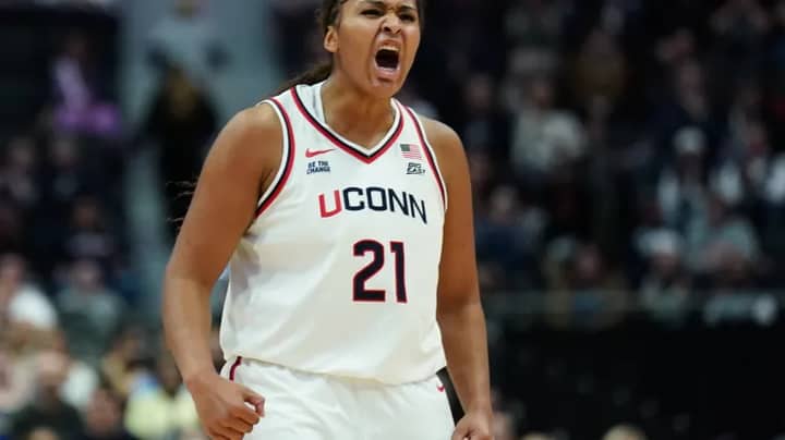 Perfect seasons in NCAA women's basketball: How UConn can make history again as latest undefeated champs