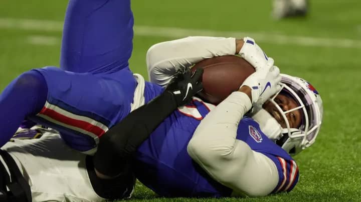 Analyst oddly links Bills WR with move away to AFC rivals