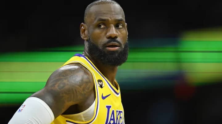 Drake sparks buzz with apparent LeBron James diss in leaked song ahead of Iceman release