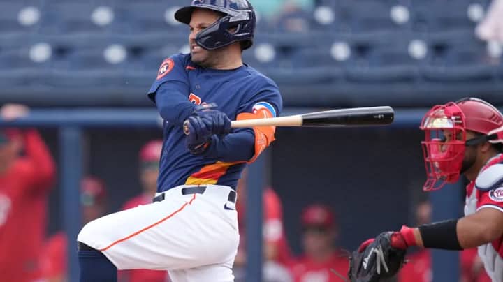 Astros’ dynamic offense pitching for additional help