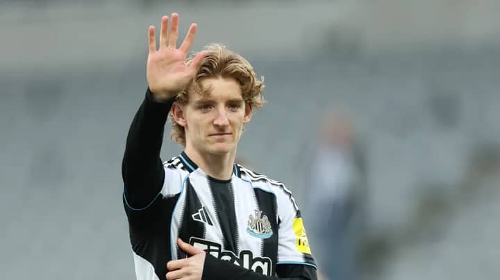 Anthony Gordon shares farewell message following Barcelona move