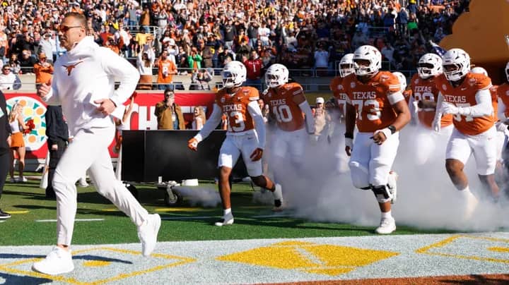 Projected star Texas Longhorns football freshman sent a hope-dimming message for the 2026 season