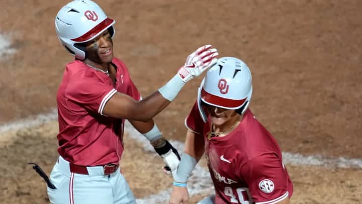 Kansas vs Oklahoma baseball box score: Game delayed from NCAA Baseball Championship