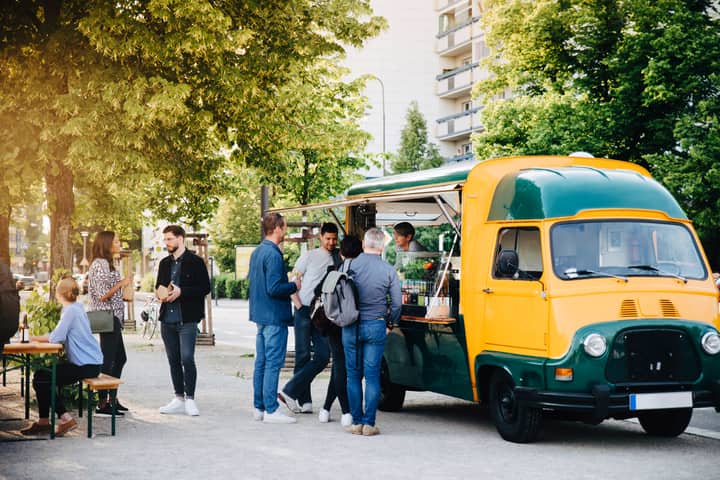 Who Needs a Storefront? These 5 Mobile Truck Franchises Don’t.