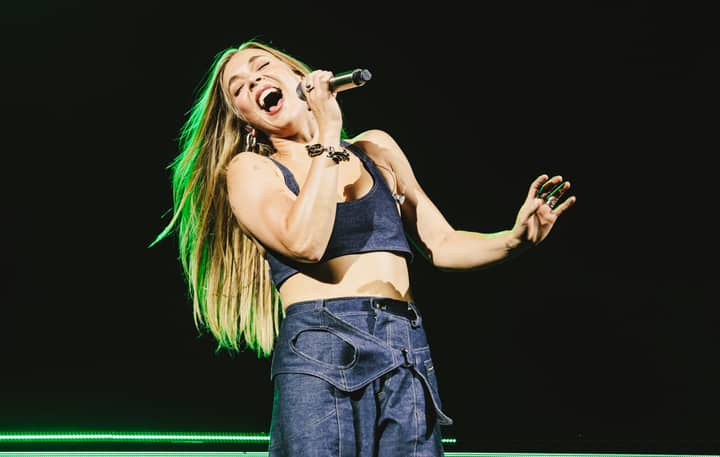 Becky Hill on Jack Whitehall’s ‘Wetherspoons Whitney’ BRITs comments: “How fucking dare he punch down? Where the fuck is he frequenting?”