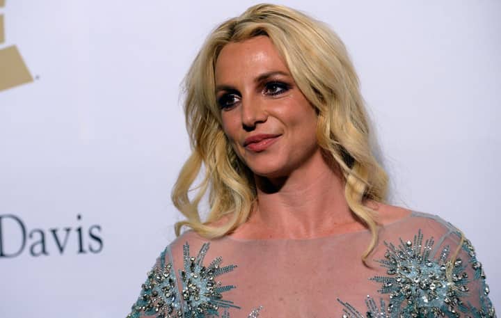 Britney Spears enters rehab after DUI arrest
