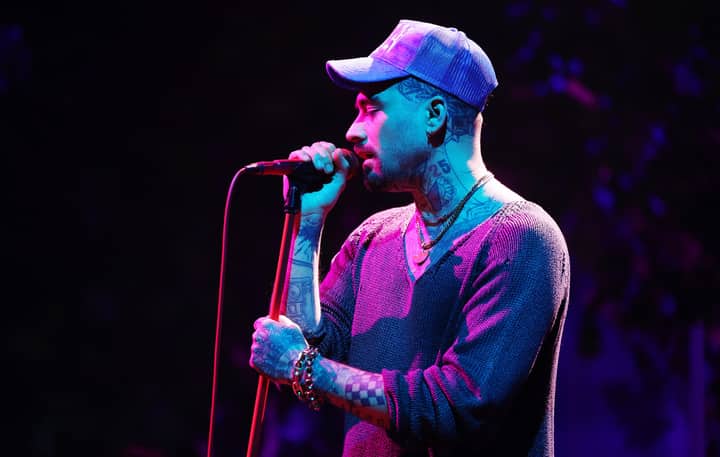 Zayn Malik responds to claims he told fans to “get the fuck out of my way” outside hotel