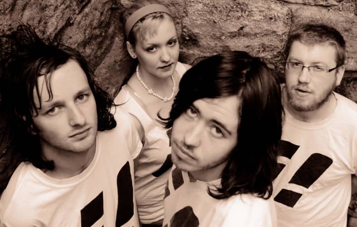 ¡Forward, Russia! to reunite for 2027 UK tour to celebrate 20 years of cult classic debut ‘Give Me A Wall’