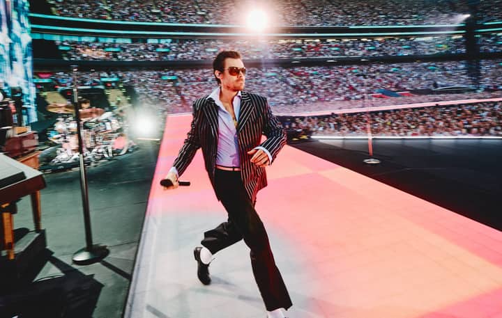 Harry Styles pays tribute to David Hockney and reflects on One Direction days as he kicks off record-breaking Wembley run