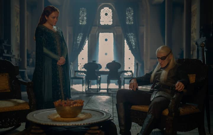 ‘House of the Dragon’ fans react to “gross” mother-son kiss: “Out of everything in the incest dragon show, this one made me jump”